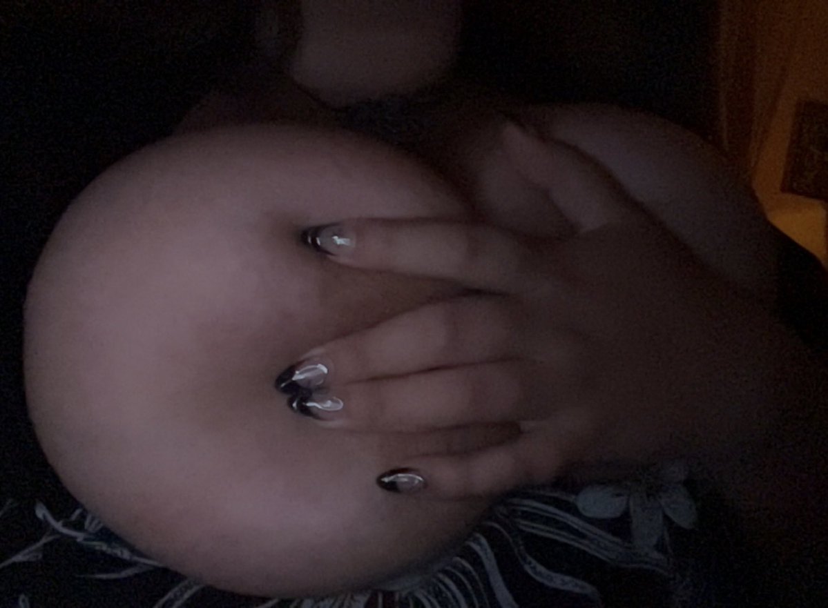 brooke ✮⋆˙ tweet media