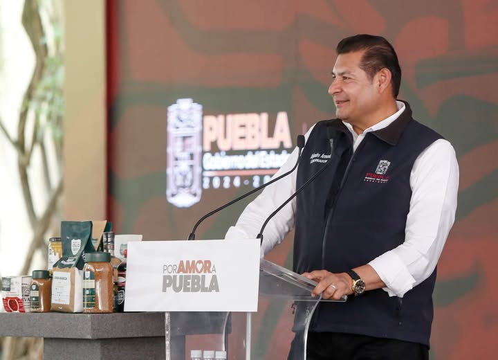 VisionUPP's tweet image. #VISION
CON INVERSIÓN HISTÓRICA, GOBIERNO FEDERAL Y ESTATAL REGRESAN LA VIDA AL RÍO ATOYAC
- Comprende la construcción de una planta tratadora, nueve humedales, cuatro colectores y cuatro subcolectores.
Mas en VISION: periodicovision.com.mx/.../con-invers…
@Gob_Puebla