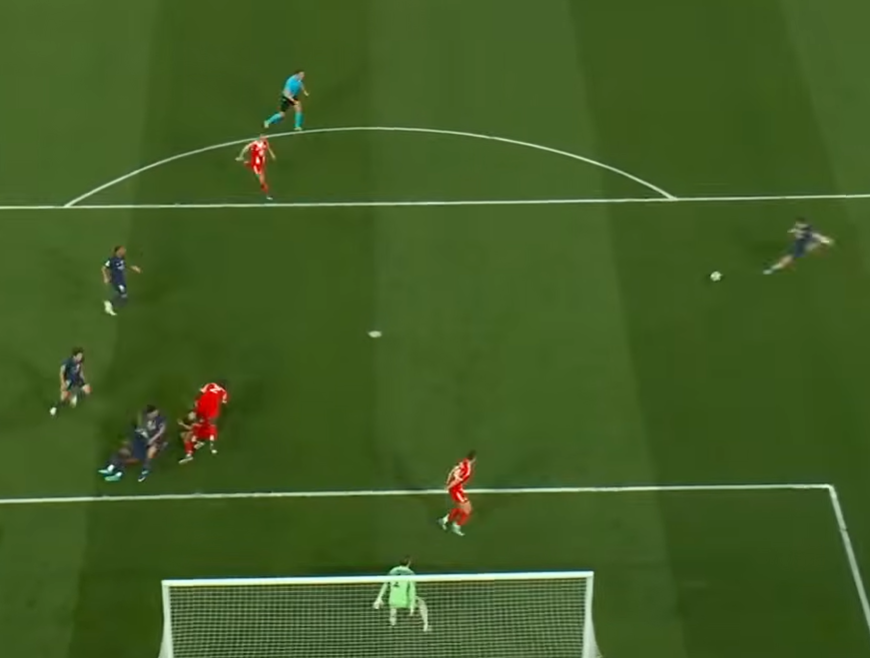 The Touchline | 𝐓 tweet media