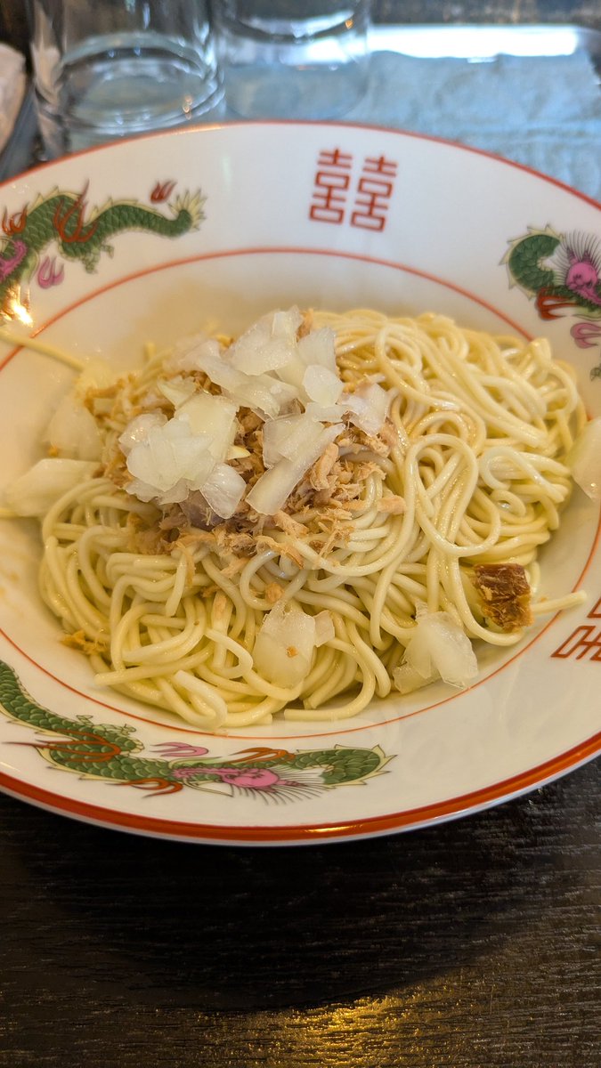 ロー tweet media