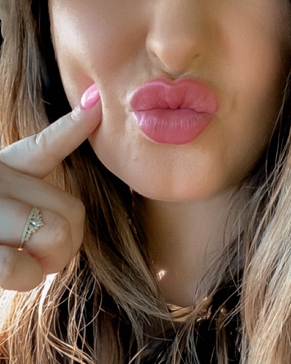 House of Three tweet media