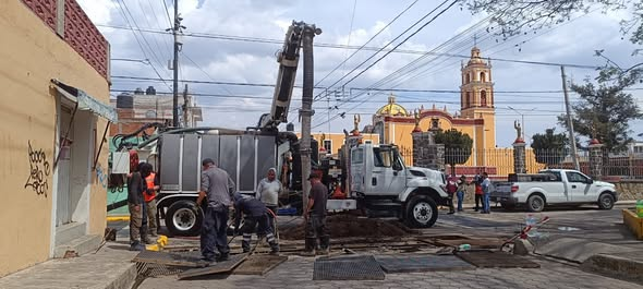 VisionUPP's tweet image. #VISION en #SanPedroCholula
Sosapach / Sosapach da continuidad y refuerza acciones preventivas ante temporada de lluvias
Mas en VISION: periodicovision.com.mx/.../sosapach-d…