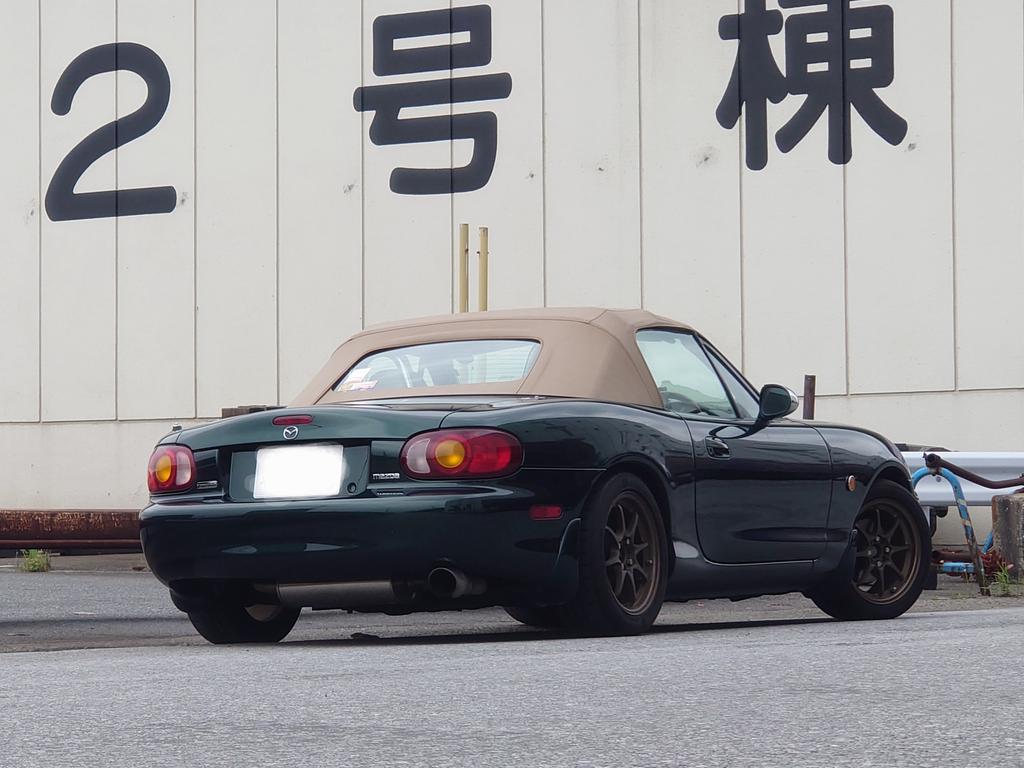 いちねん tweet media