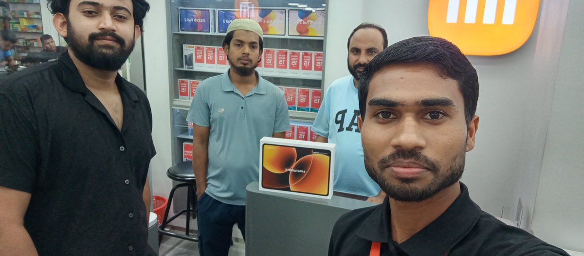 thisisemdad's tweet image. 🔥 Xiaomi Pad is taking over!
Style ✔️ Performance ✔️ Battery ✔️
Everything you need in one powerful device 💥
Study, work, or chill — Xiaomi Pad does it all effortlessly.
👉 Try it in-store today!
#XiaomiPad #TechLife #SmartChoice #GadgetLovers #XiaomiBangladesh