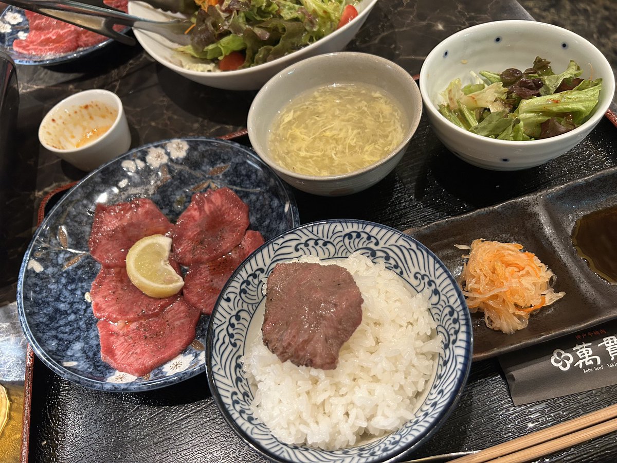 久々のスタッフ勢揃いの為、皆で焼肉ランチ🥩✨😁
めちゃくちゃ美味でございました！！
これで午後も頑張れます🥹
愛とパワーを込めてアラミー発送！本日15時までのご注文ご入金で本日発送可能です！
来週はGWの為5/7の木曜日発送になりますゆえ、お早目ご希望の方は是非本日どうぞ！佐💃