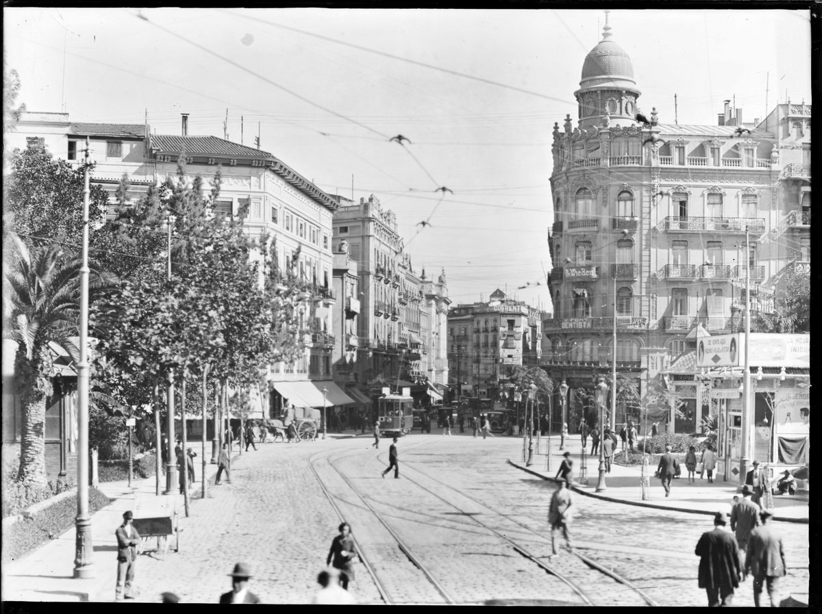 MRElectrique's tweet photo. 🖤 València, ciutat del tramvia https://t.co/0unVBXIwy3