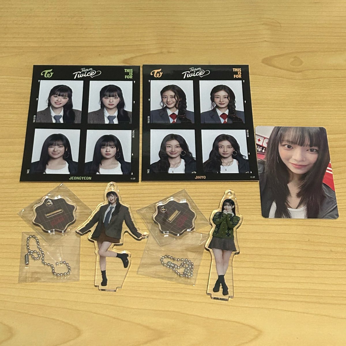 _haru_03__'s tweet photo. TWICE THIS IS FOR 交換 ポップアップ

ミニ アクスタ チャーム
譲…ジョンヨン、ダヒョン
求…ナヨン、ミナ

証明写真
譲…ジョンヨン、ジヒョ
求…ナヨン

1万円特典トレカ
譲…ジョンヨン
求…ナヨン

大阪手渡し＞郵送
お気軽にお声掛けください🙇🏻‍♀️

#TWICE交換 https://t.co/jo9lqZxjxz