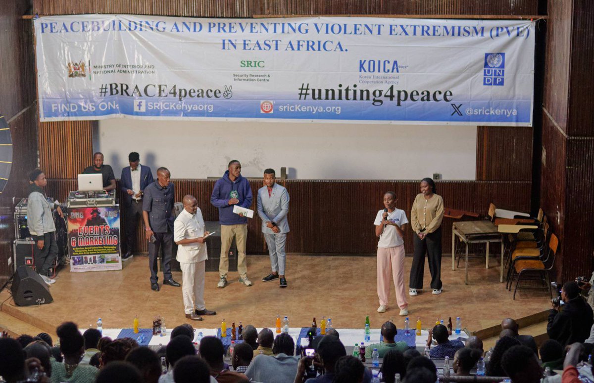 sricKenya's tweet photo. Change happens through collaboration.

Together, universities, creatives, and peacebuilding actors came together to amplify youth voices and strengthen prevention efforts.

Together, we go further. #BRACE4Peace #PVE #Uniting4Peace

@NCTC_Kenya @IGAD_CEPCVE @UNDPKenya @NCIC_Kenya https://t.co/4qU7FpBohj