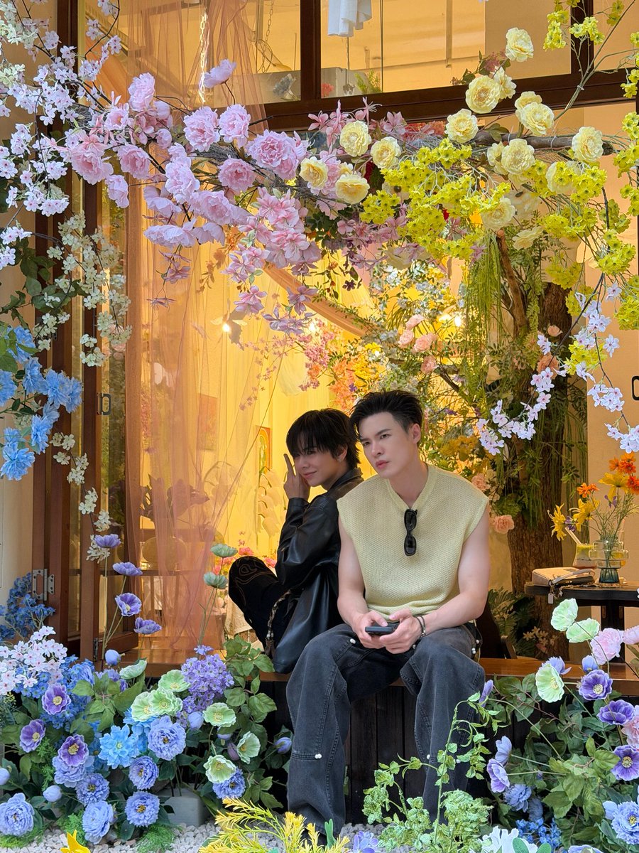 YryenYk31770946's tweet image. Boyfriends.....😘😘😘😘💐💐💐💐💐
#bbil1ypn #babiibabe #billybabe