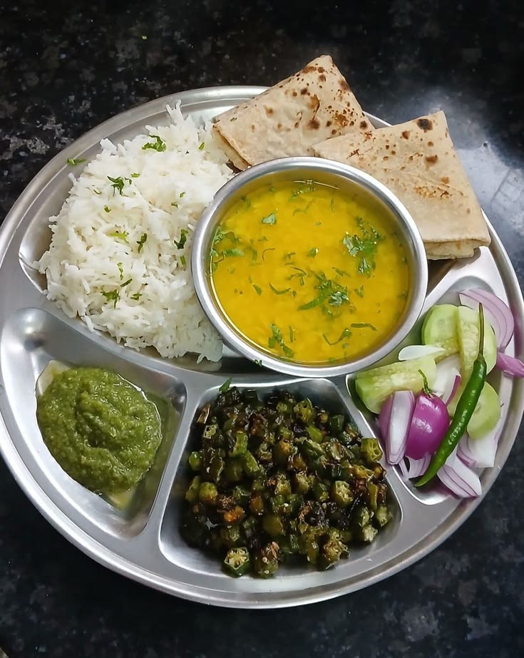 RashmiPariHomeKitchen tweet media