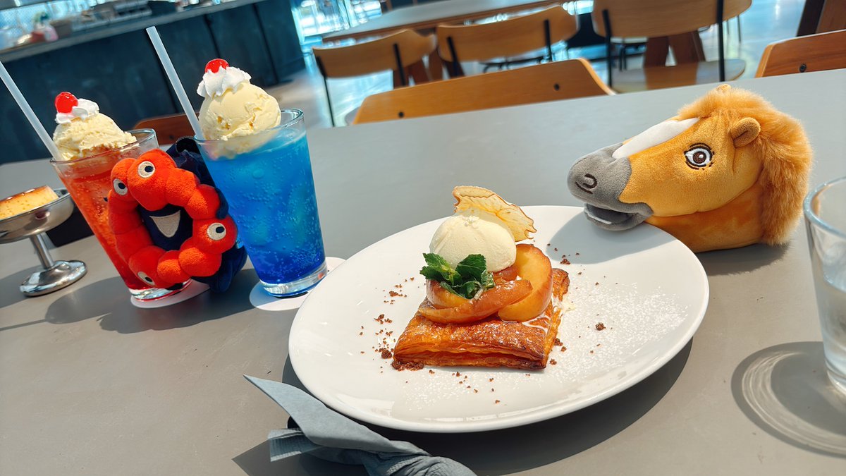 もしかしてイングリッドめっちゃ描きやすいんじゃという気づきをオシャなカフェでしたヤツ 
