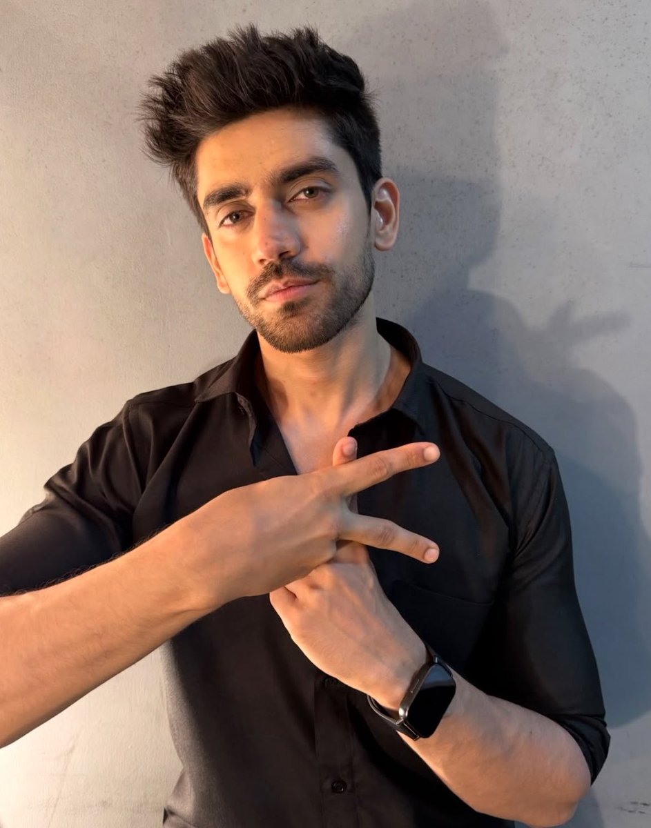 DUM ∆LOO tweet media