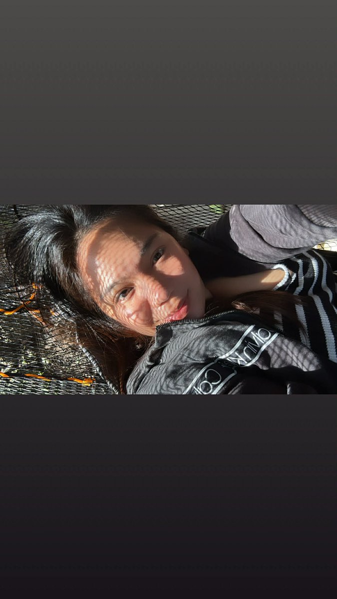 bjmatas's tweet photo. 4 pics 1 word

"MINE" https://t.co/wUPHCKfAc4