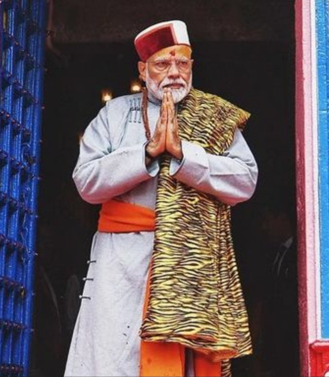 DeepalTrevedie's tweet image. Amazinng isnt it, our PM with bright studded trishul, damru and bright clothes. Yesterday it was a chic football gear. If there is a rating that cannot be purchased by some rich country or any eccentric prime Minister, our PM @narendramodi is sure to get the first prize in