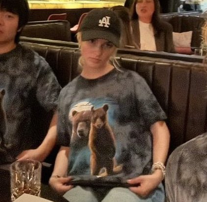 daily mckenna grace ᢉ𐭩 tweet media