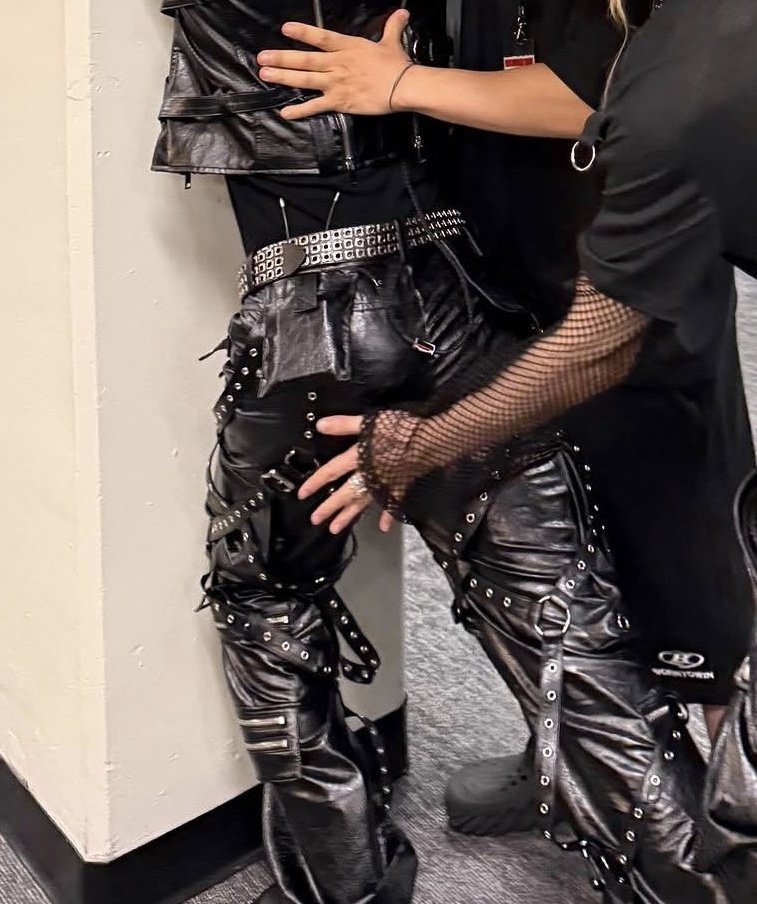 zya 🪭 tweet media