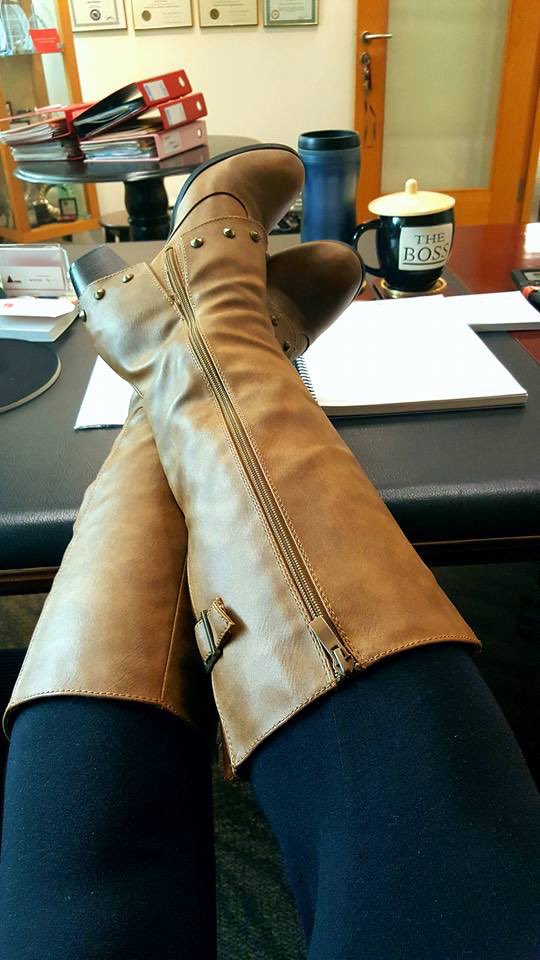 palmerdebra's tweet image. #boots #boot #bootseason #iloveboots #bootlovers #bootlove #thesebootsaremadeforwalking #bootqueen #selfie #selfiequeen #fashionista #bootqueendebrasg