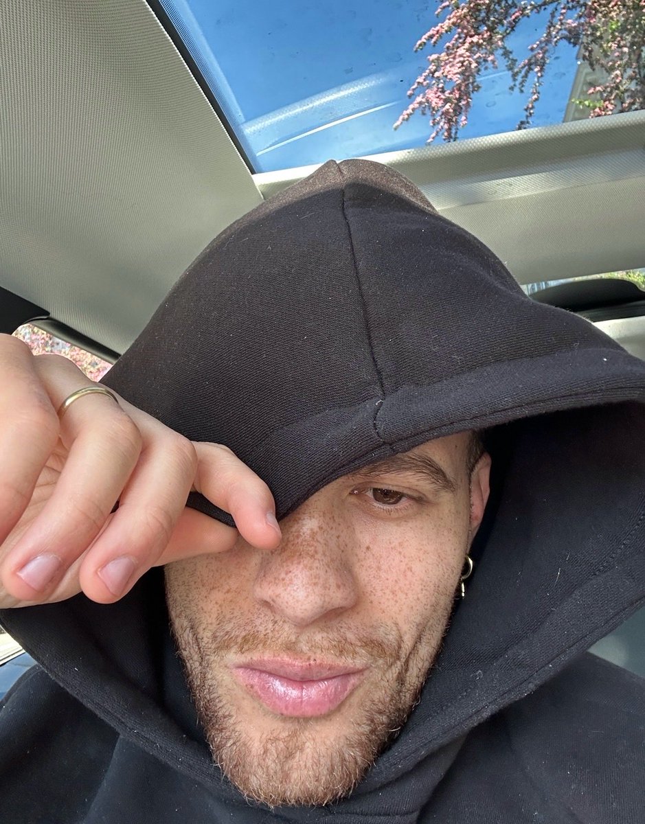 GM