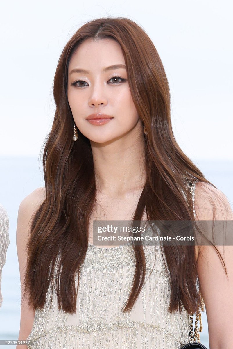 ลมใต้ปีก tweet media