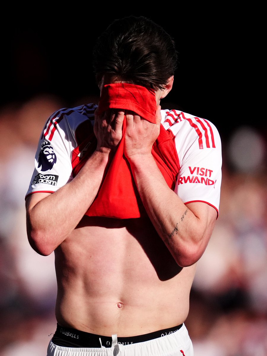 Fit Famous Males tweet media