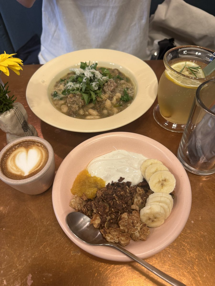 薮島 朱音 tweet media