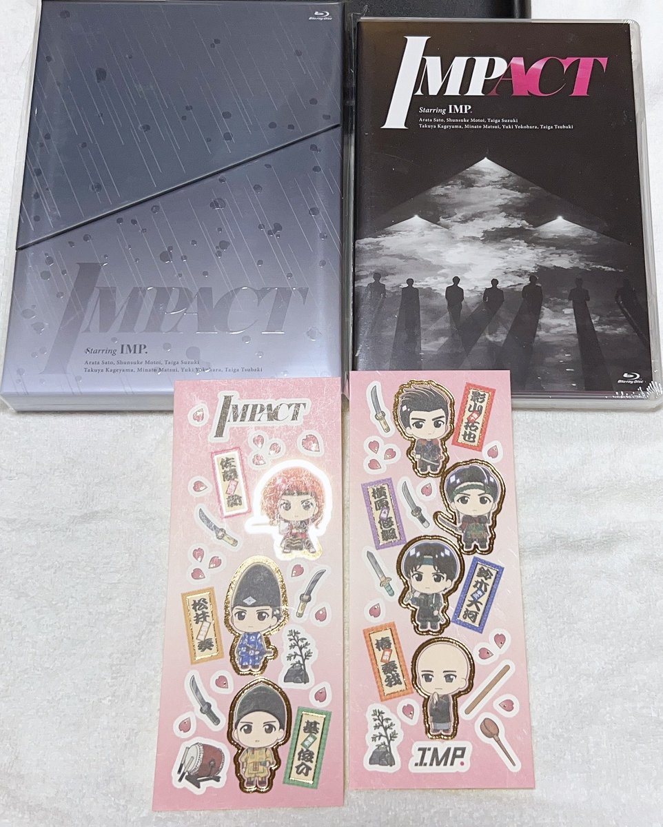 Hfthjiddrg's tweet photo. 舞台[IMPACT]のBluRay届いた〜‼️
めっちゃ待ってたから超嬉しい😆
ダンボール開けた瞬間
ステッカーが可愛すぎて💕

明日仕事休みだからゆっくり見る‼️

BluRayとフォトとステッカーとあらみなのアクリルチャームと写真撮れて超満足♡

#IMP. #PINKY. 
#IMP_IMPACT https://t.co/gdrBhNt599