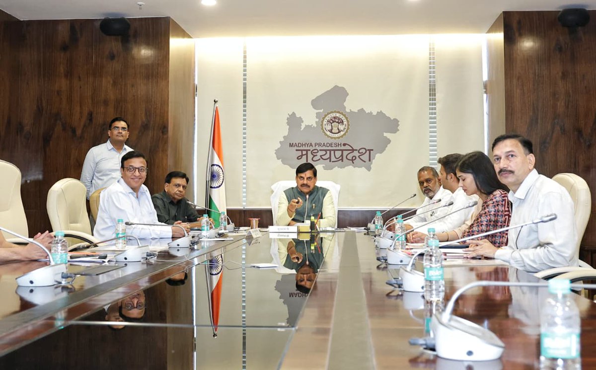 Chief Minister, MP tweet media