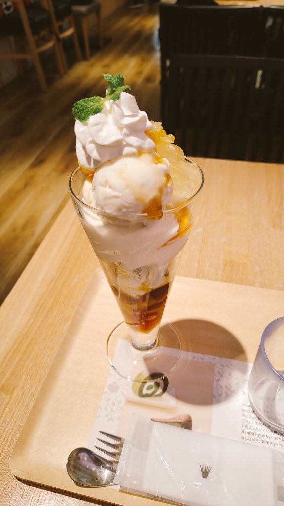 12shima30's tweet photo. 甘味も摂る！✧＼\ ٩( 'ω' )و /／✧ https://t.co/4IdhE8hqgQ
