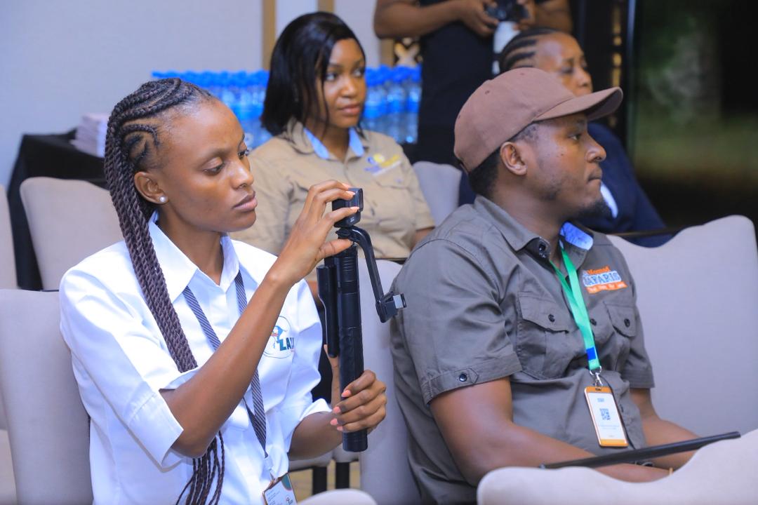 Simon_Begumisa_'s tweet image. Not every impact is made from the podium.
Sometimes, it’s in the conversations,
@raythelioness of @ZazuSafaris embodied exactly that — representing Uganda with confidence, passion, and a clear drive to build meaningful regional connections.
#UgandaTanzaniaTourism #visituganda