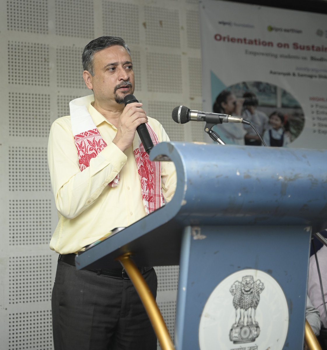 aaranyak's tweet photo. ‘Water remains the highest concern in sustainability' - Dr. V. M. Tiwari

Experts highlighted links between water, biodiversity, soil health and groundwater contamination, stressing the urgent need for action in NE India.

43 teachers trained under the Wipro Earthian Programme by Aaranyak and Samagra Shiksha Axom to drive sustainability education.

#Sustainability #WaterCrisis #Biodiversity #Assam #EducationForChange