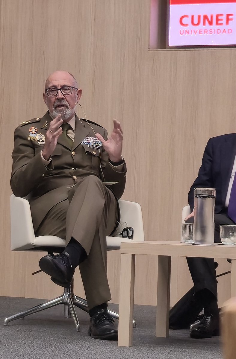 Centro Superior Estudios de Defensa Nacional 🇪🇸 tweet media