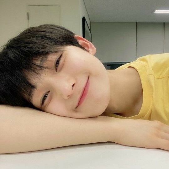 mae:-P #LN1 tweet media