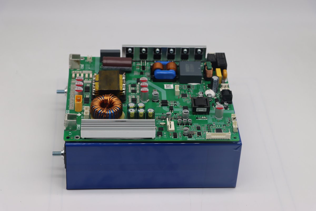 LTWpower's tweet image. 500W portable power station: 1kWh single-cell design, 300W solar input, 500W pure sine wave output. Ideal for camping, travel &amp;amp; emergency backup.

📧 Contact: ltwbms@gmail.com
🌐 Website: ltwpower.com

#litongwei #portablepower #solarenergy #offgrid