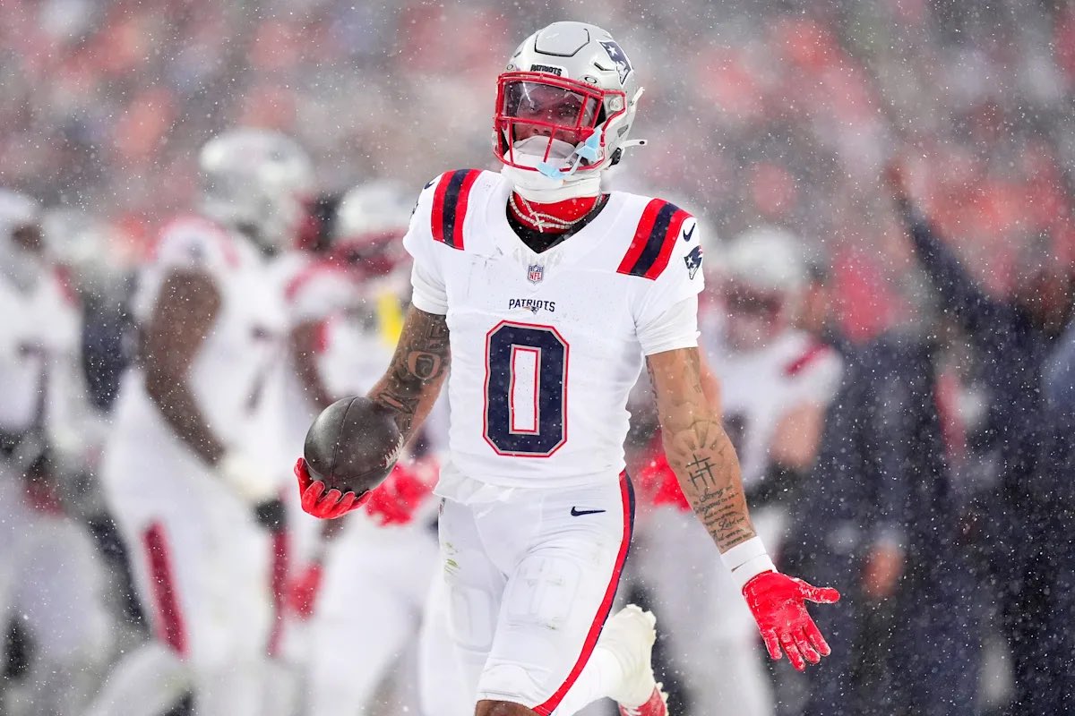 rickeyjrscoops's tweet image. Tension is brewing between Christian Gonzalez and the #Patriots…

He is ready for his payday…they however are not. 

👀