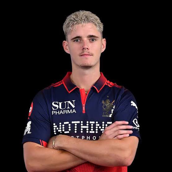 Riya ✨ tweet media