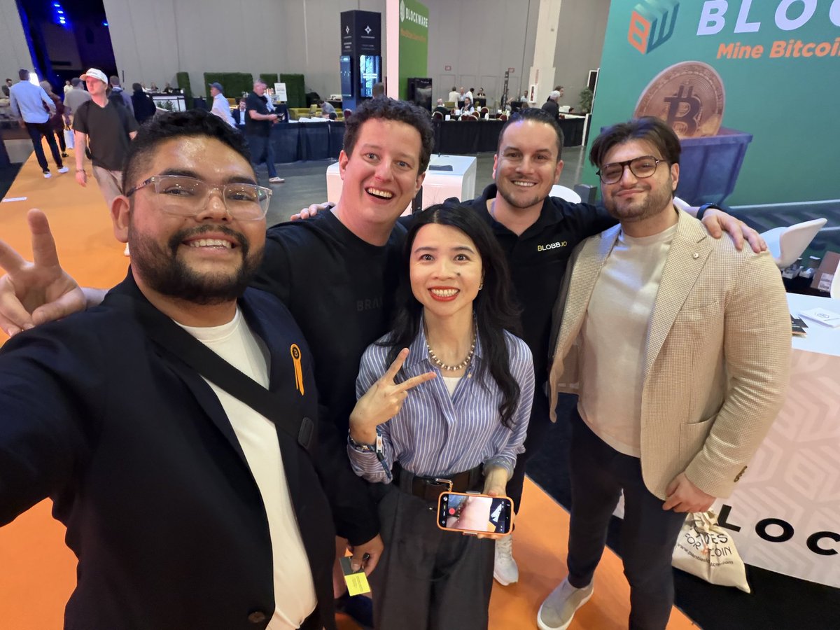 Alan tweet media