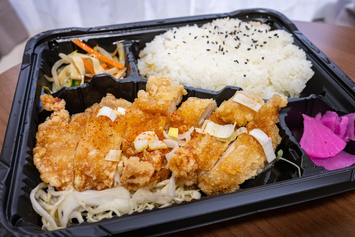 gourmet_photo_'s tweet photo. ここの弁当美味しすぎる。
達人レベルの中華料理人がいる。

川崎の地元民じゃないと行きづらいかもだけど、絶対おすすめ。 https://t.co/dCk5oSCoeB