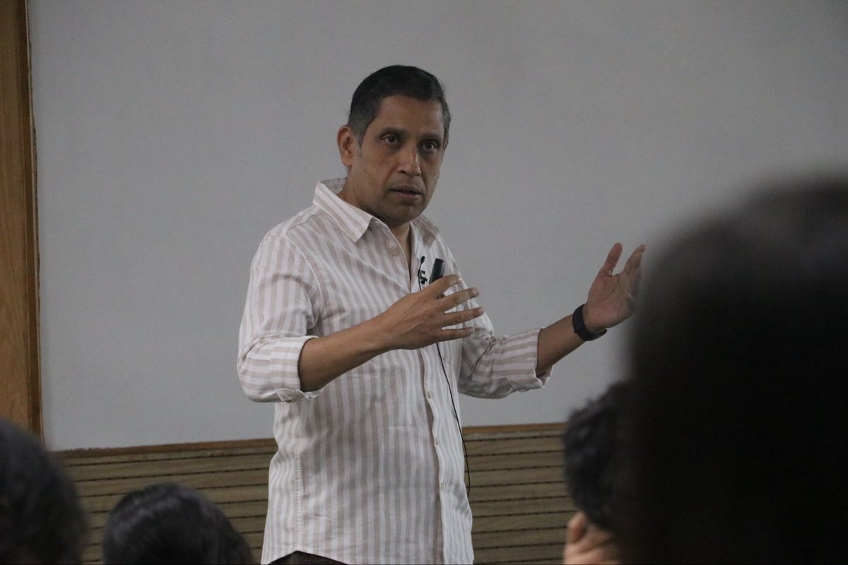 Praveen Chakravarty tweet media