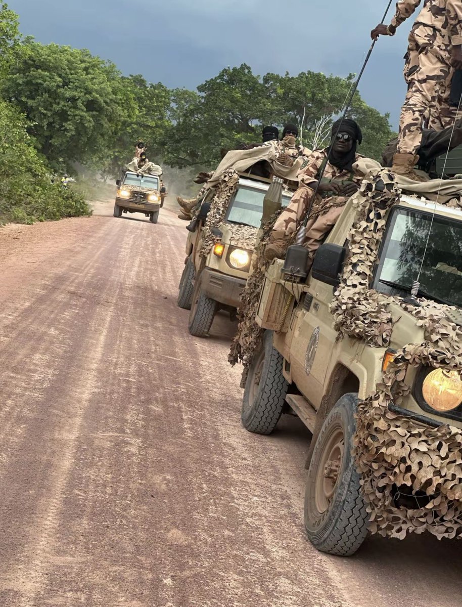 BlazianP's tweet photo. Chad Army 🇹🇩 #Tchad https://t.co/ENBLbGfQPK