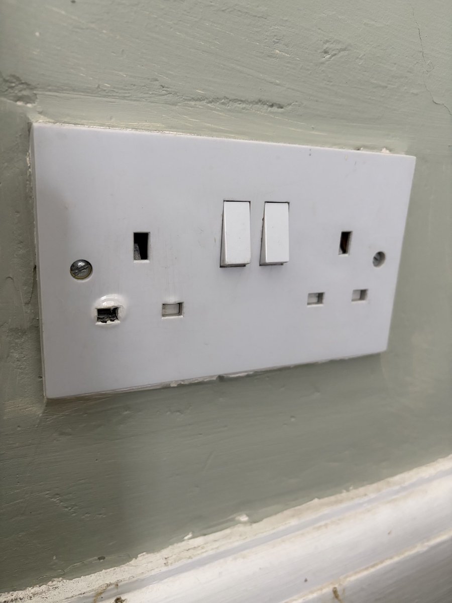 Reliable Electrician tweet media