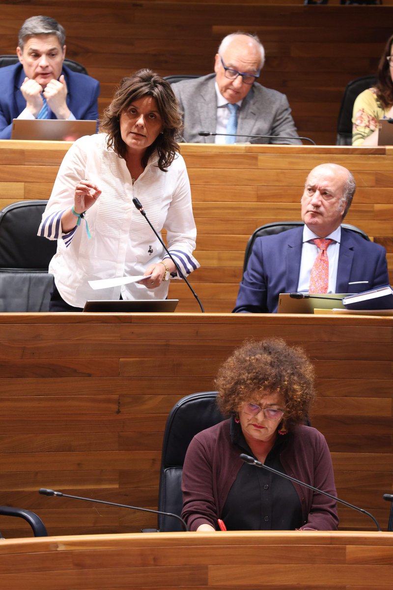 GPPAsturias's tweet photo. 😡Con estas cifras, harían falta más de tres años y medio para cumplir la ley y ponerse al día. 
 ❌El sistema de dependencia en Asturias  y el modelo de bienestar social está roto.
🗣️@beatrizpolledo https://t.co/afUEOhIfou