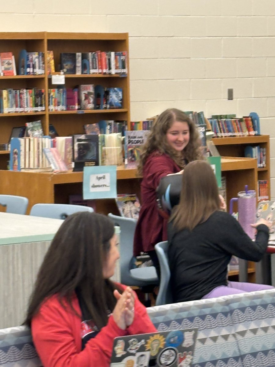MrMosher_AMS's tweet image. Congratulations to Ms. Stacy Bryant, our AMS Top Gun Teacher of the month for April! It was great to hear Mrs. Haltrich recognize her for all of the great work that she’s doing in our building as a 7th grade Intervention Specialist! Go Aviators! #RepThatA @AllianceCSD