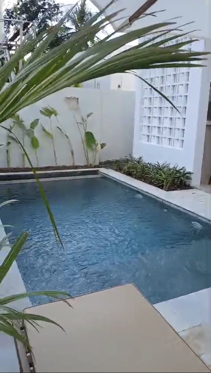 DiscoverLombok's tweet image. 🏡 2 Bedroom Kuta Villa for Rent

youtube.com/shorts/jcgqLiD…

Wake up every day just minutes from...

📍 Category: Villa
✅ Status: For Rent

#Lombok #RealEstate #PropertyForSale #LombokInvestment #PropertyForRent