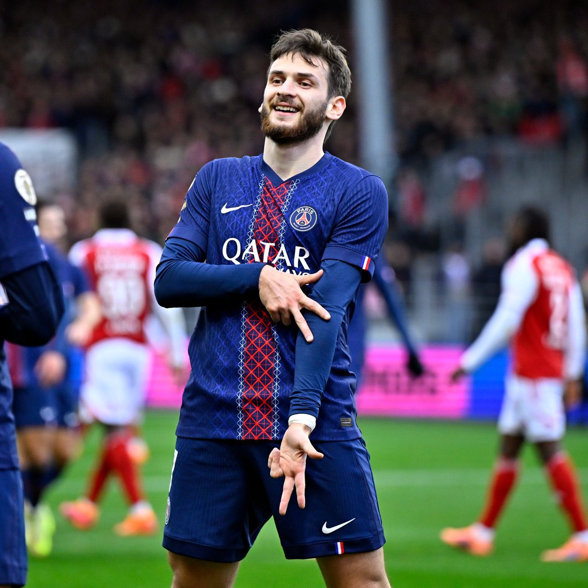 MEGA PSG 🇵🇸 tweet media