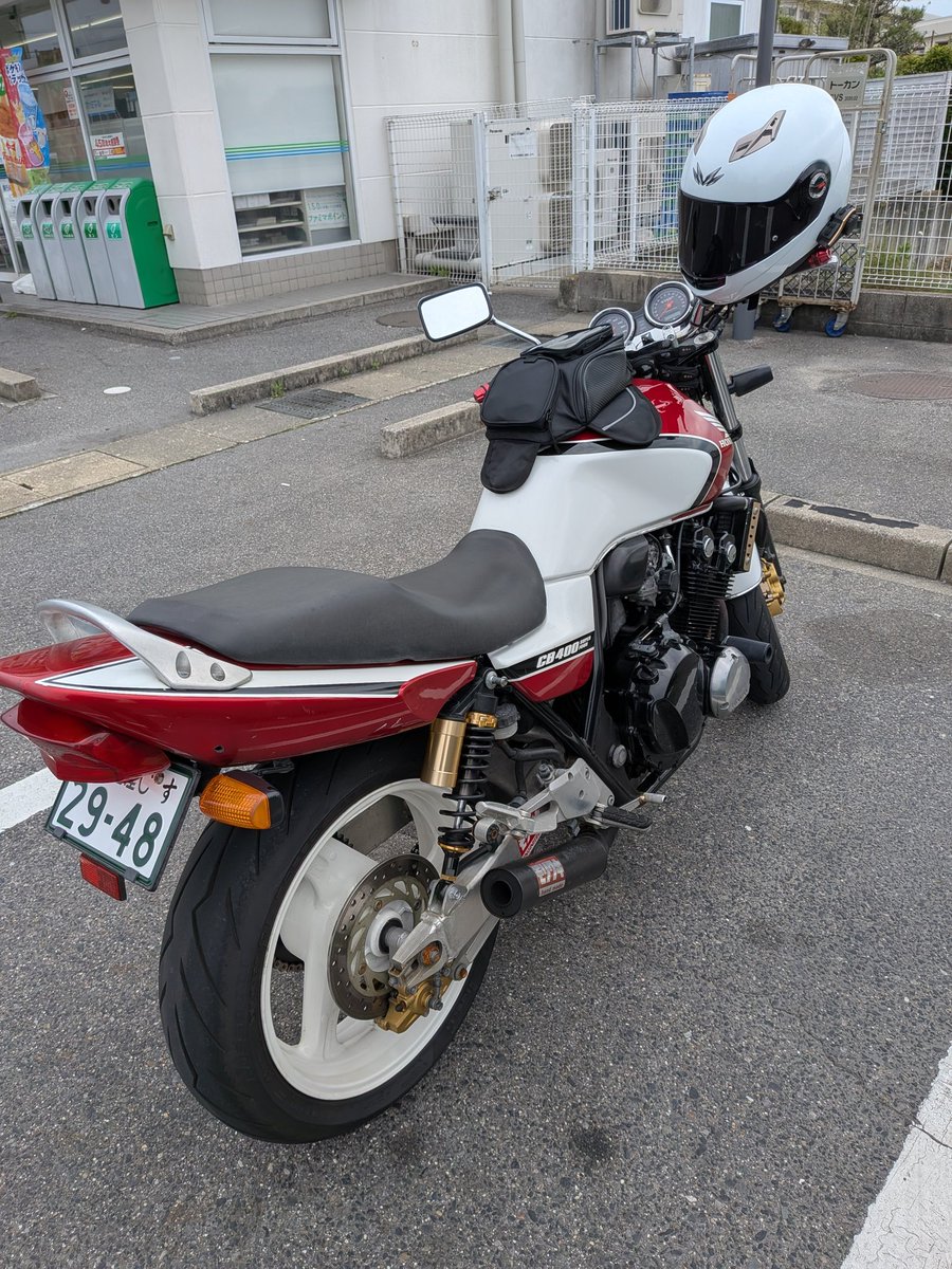 長久手基地 tweet media