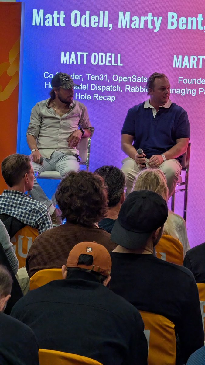 lawrence⚡ tweet media