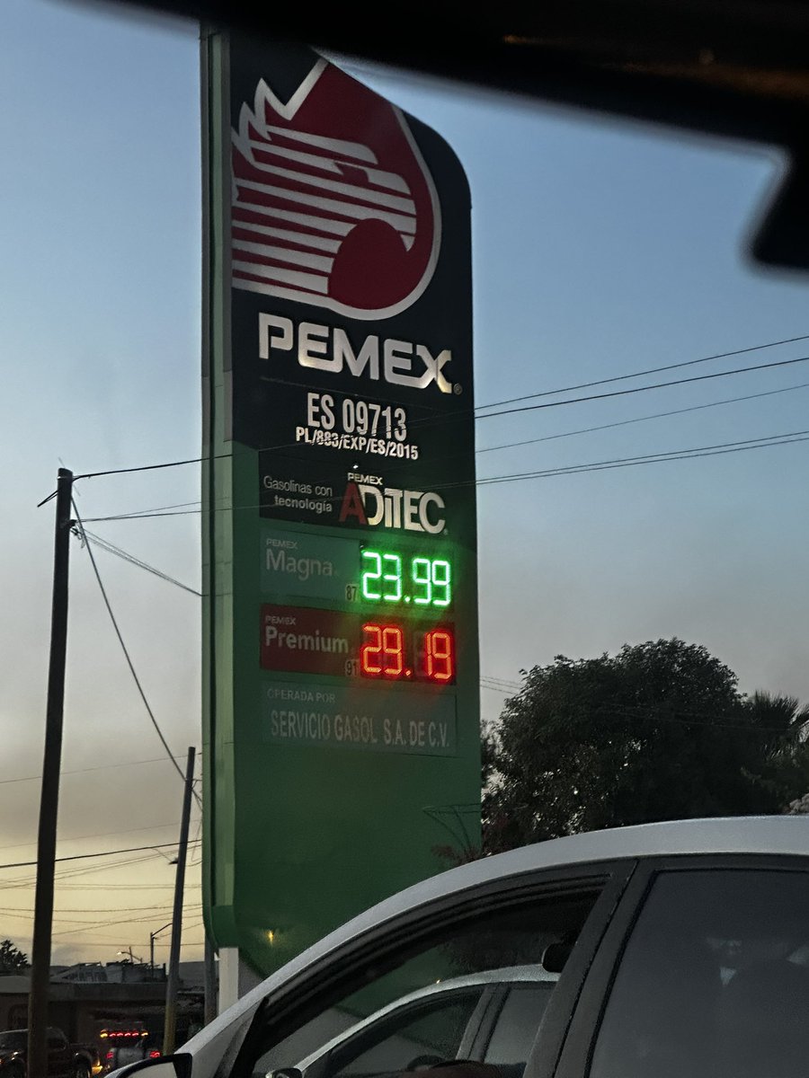 Chris_Ramzz's tweet photo. La hambriada de tu tia la @Claudiashein premium en 29 pesos nomas… https://t.co/uhumBkAnVI