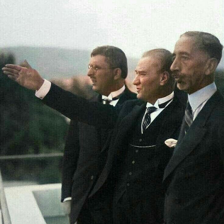 “Adalet gücü bağımsız olmayan bir milletin, devlet halinde varlığı kabul edilemez.”

Mustafa Kemal Atatürk 🇹🇷

güηαу∂ıη уαşαмακ 🦅🙋🏻‍♂️🌲🌞🚘