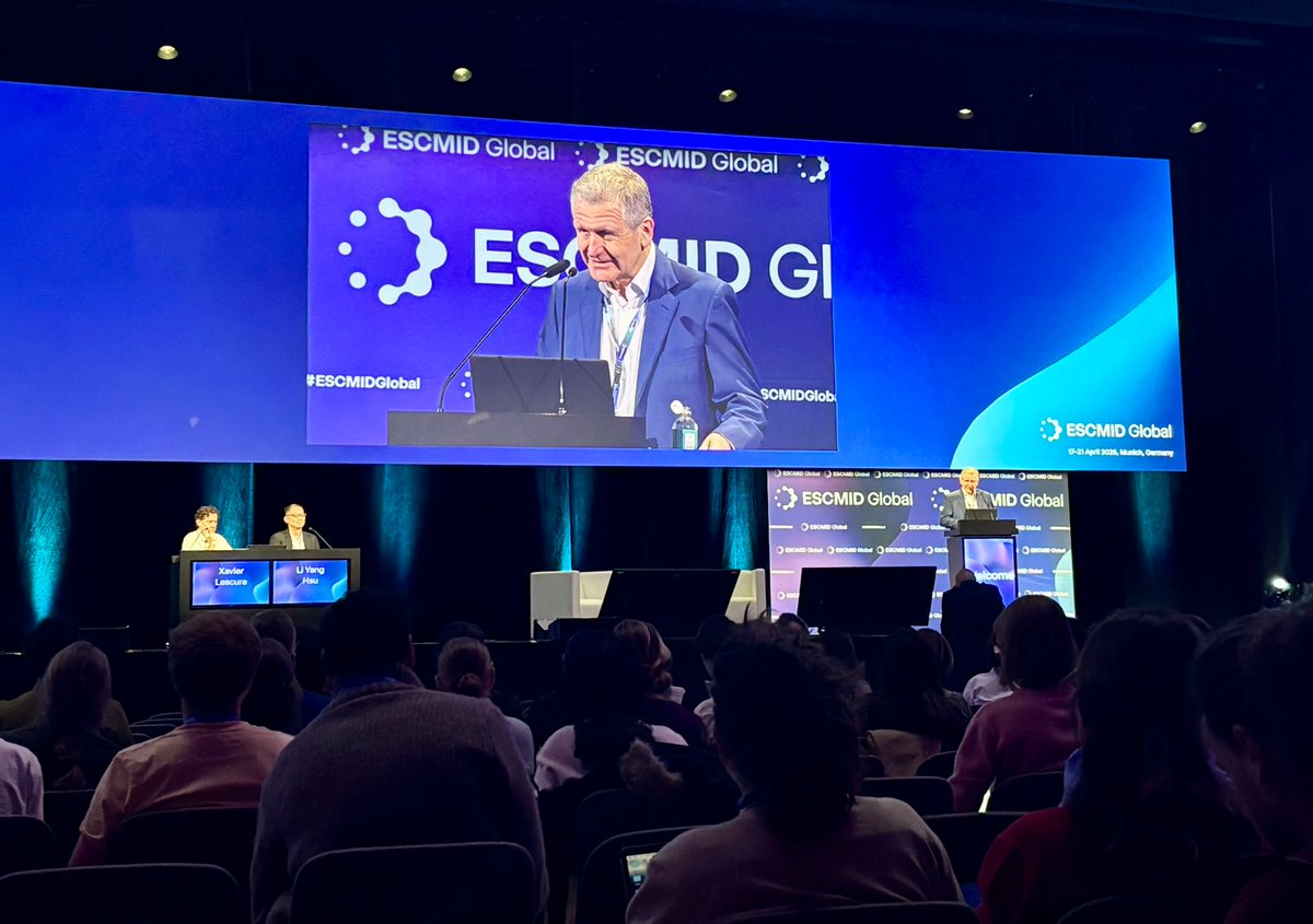 MORUBKK's tweet photo. On 19 April at @ESCMID 2026 conference, MORU Director Prof Nicholas Day delivered a keynote lecture on rickettsial diseases and received the #ESCMID Excellence in Science Award, recognising outstanding contributions to science. #InfectiousDiseases @TropMedOxford @NDMOxford https://t.co/g69HY110Fj