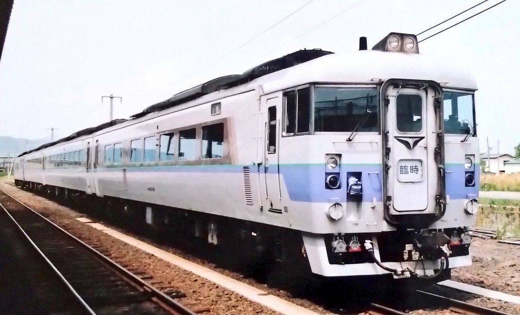 LnY6rs's tweet photo. キハ183系100番台
中間発電機を搭載したキハ184を苗穂の匠で4両を先頭車改造をした100番台
海外譲渡された100番台はまだデビューしてないのが気になってます！ https://t.co/rQSVPyyMS5